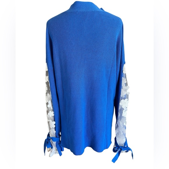 NEW $118 French Connection Caballo Floral Lace Bell-Sleeve Blue S Sweater V Neck - Picture 8 of 12